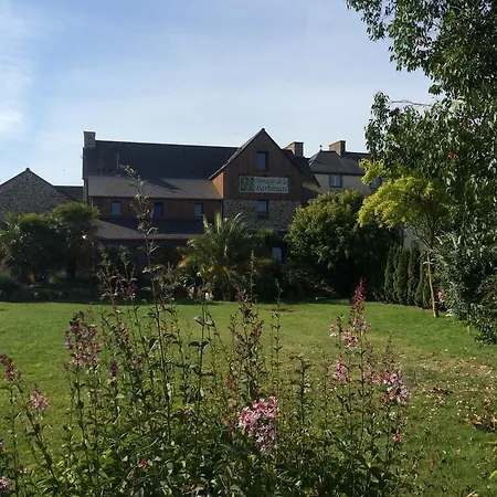 فندق Domaine De La Barbinais